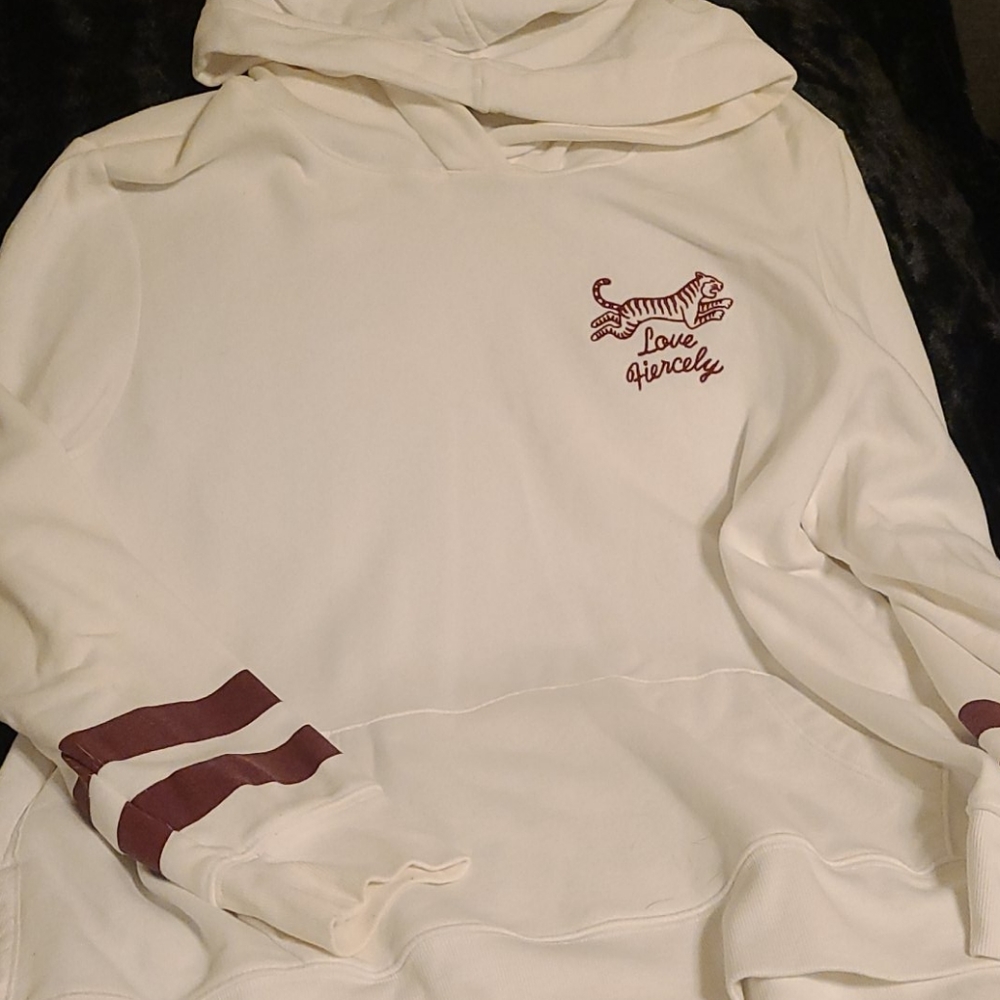 White tunic old navy hoodie